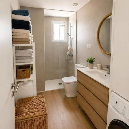 Waves House Apartman *